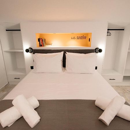 Armonia Seaside Lofts Apartment มาโรเนีย ภายนอก รูปภาพ